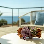 Borgo Thassos *